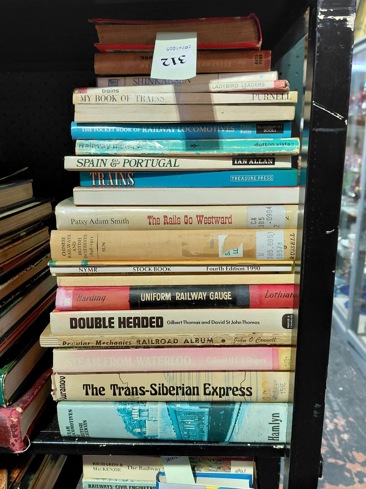 312 · BOOKS - TRAINS