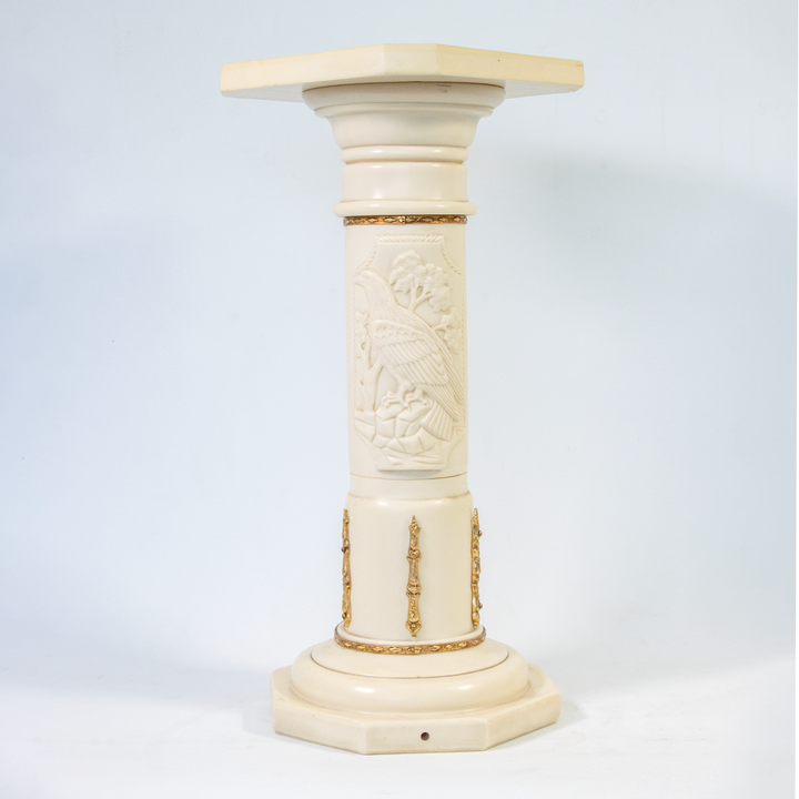 Pedestal estilo Imperio