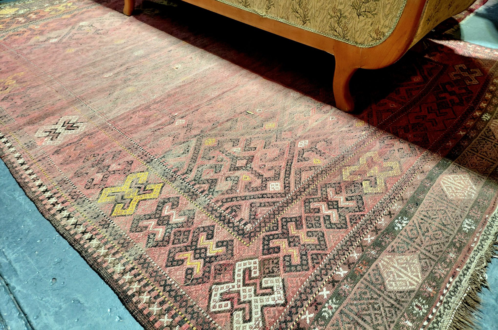 272 · ANTIQUE KILIM