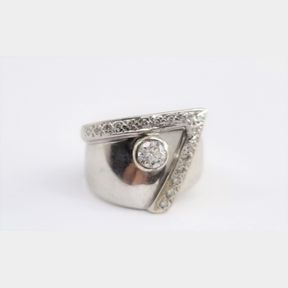 DESIGNER WEDDING R WITH .50CTS OF DIAMONDS CLARITY VS/SI COLOUR I/J SET IN WHITE GOLD