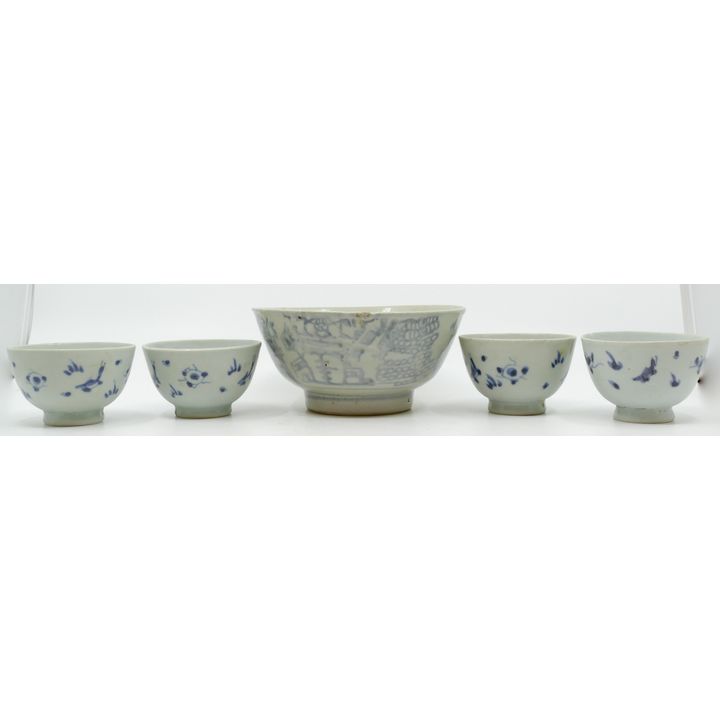 Box 5pc Chinese Ming Porcelain Cups and Bowl