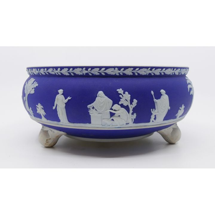 Wedgwood Blue Dipped Jasperware 3 Leg Bowl- 9" diameter