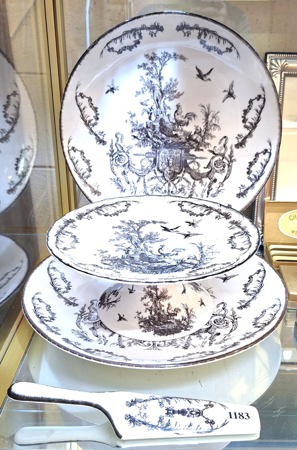 CHAMELEON HOUSE PLATTERS