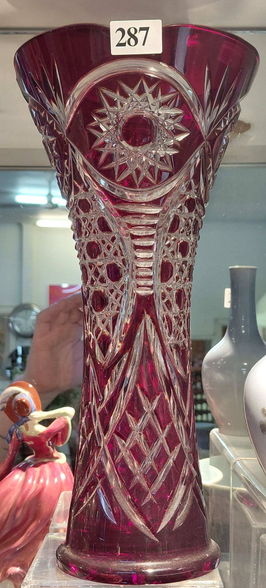 287 · RUSSIAN CRYSTAL VASE
