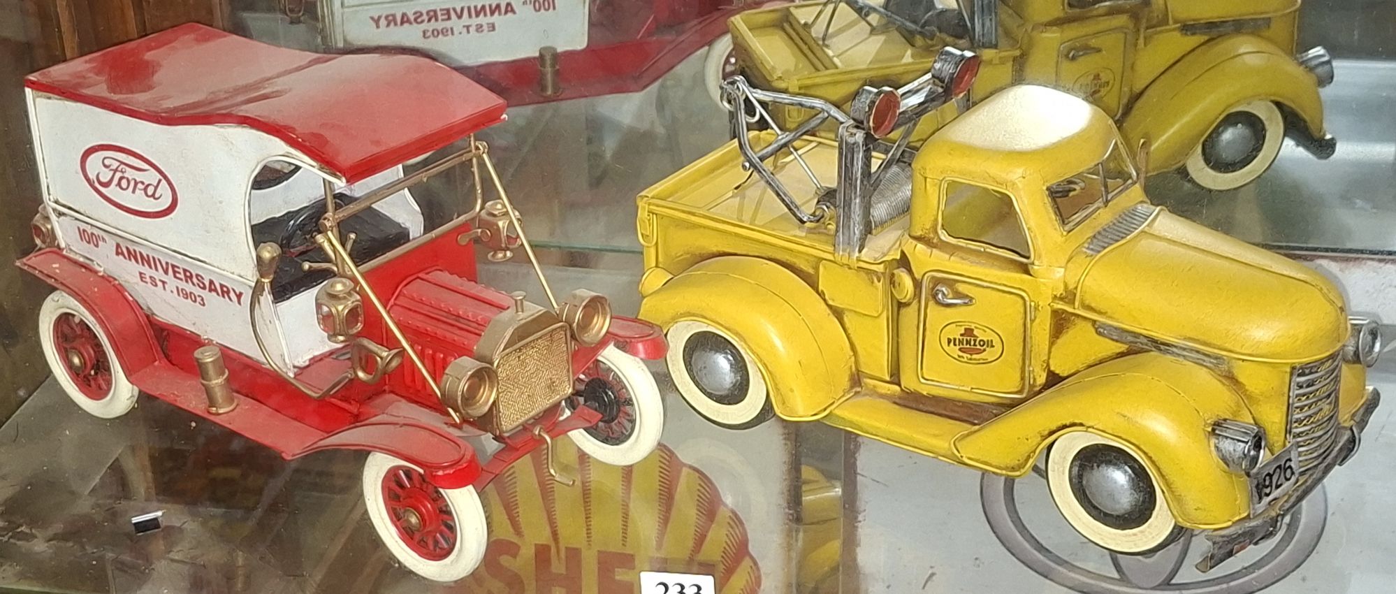 233 · METAL MODEL TRUCKS