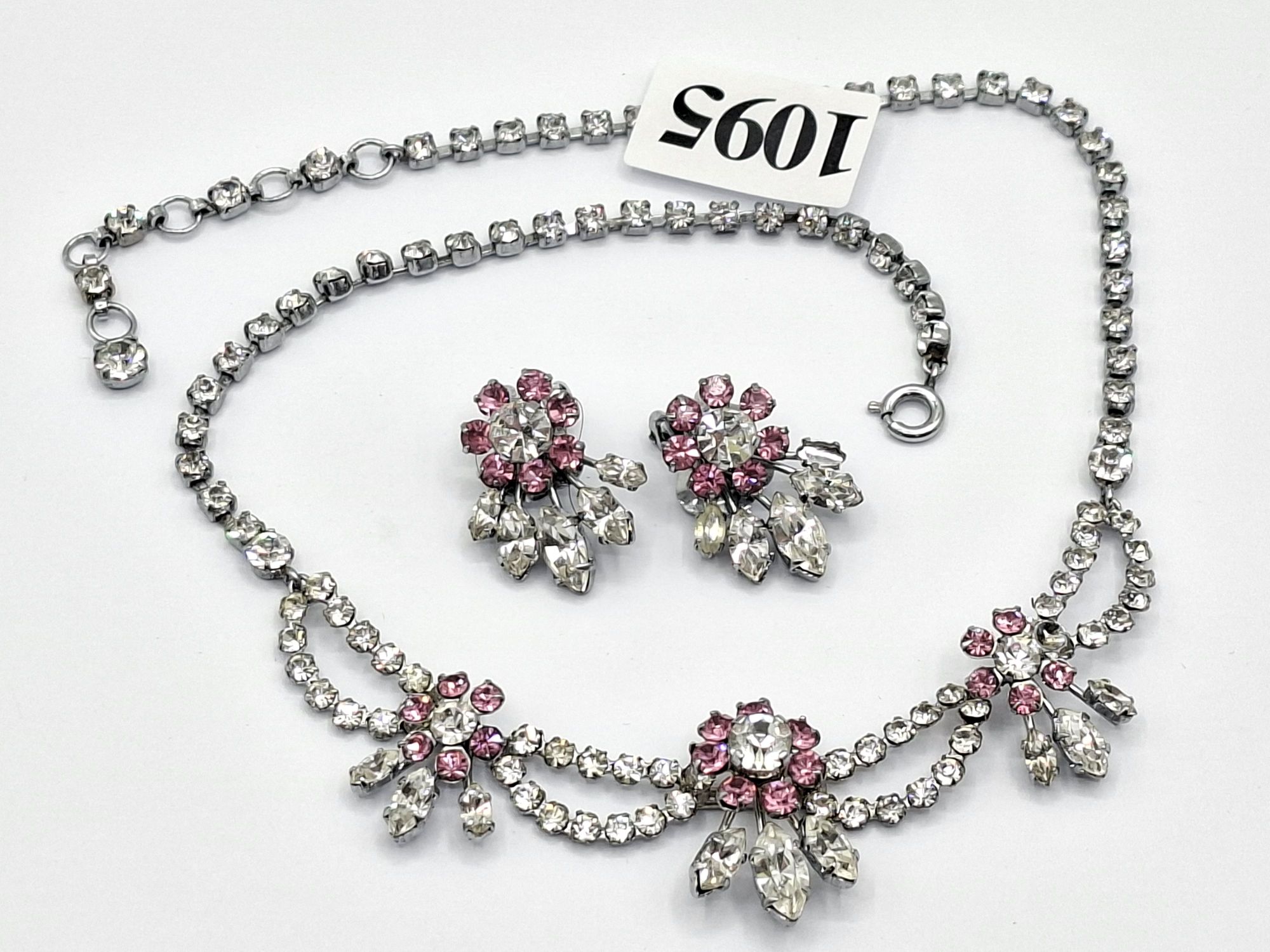 Costume Jewellery Suite
