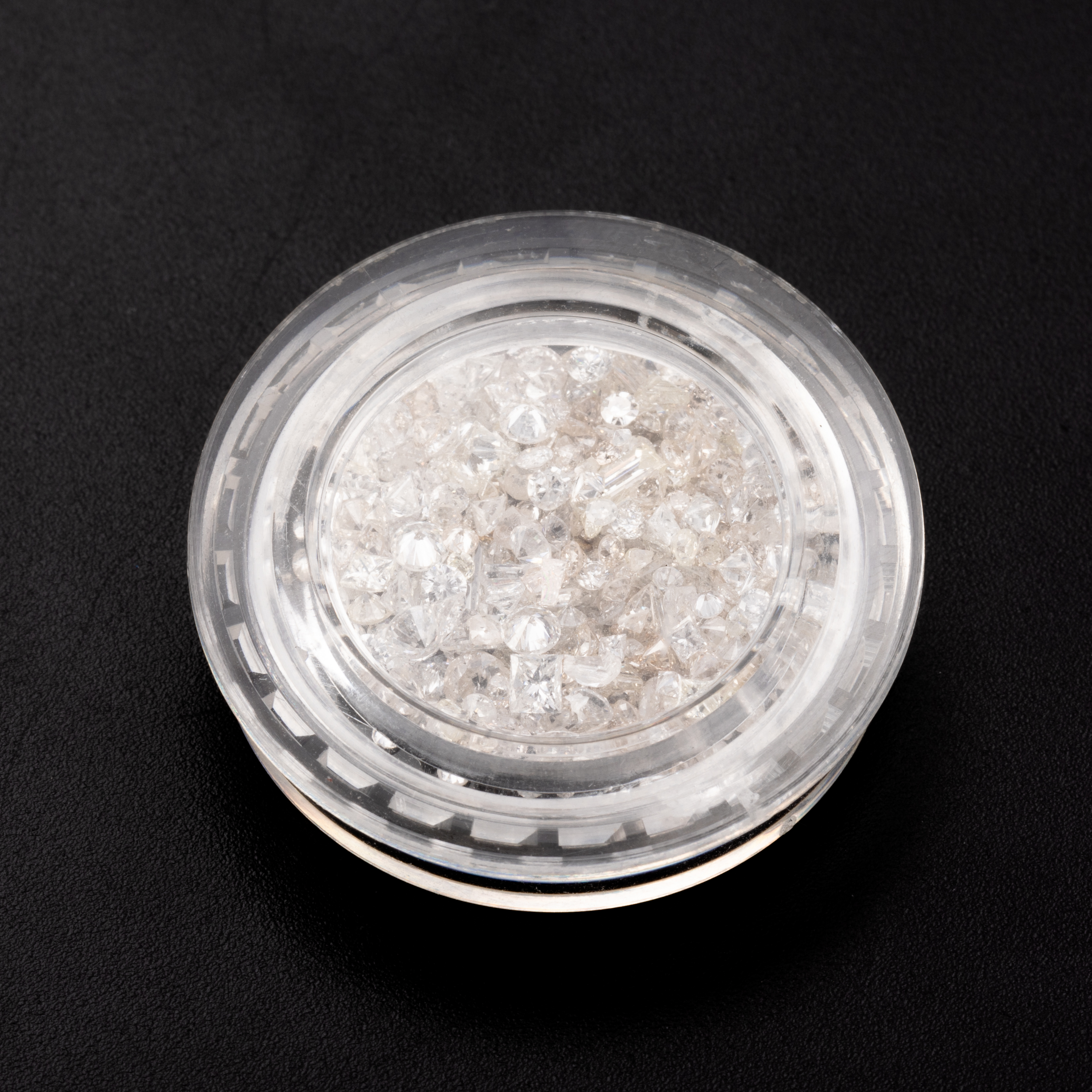 363 · 10 Carat Parcel of Loose Diamonds