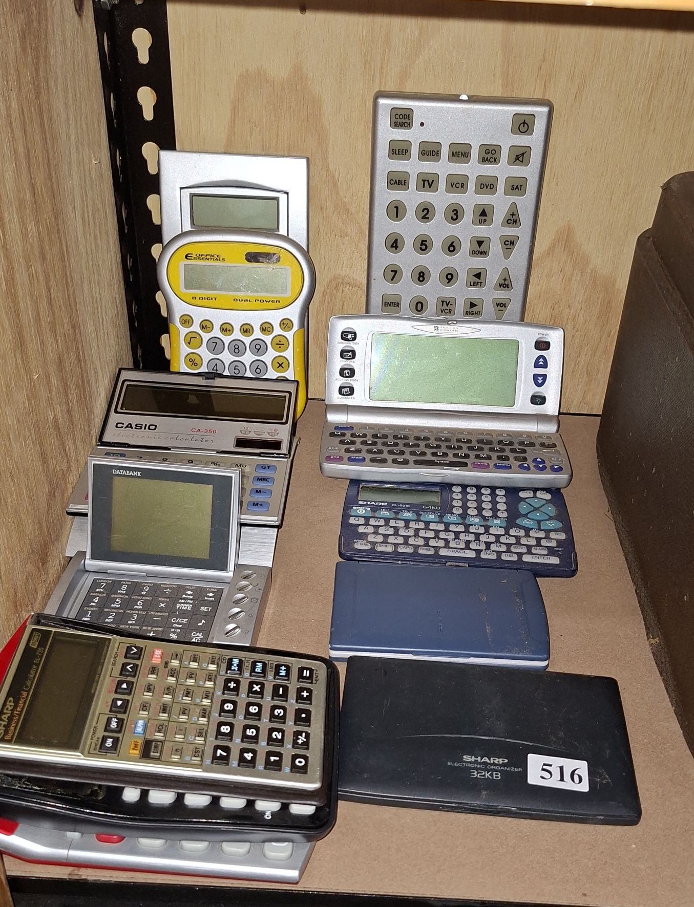 MODERN ELECTRONIC COLLECTABLES