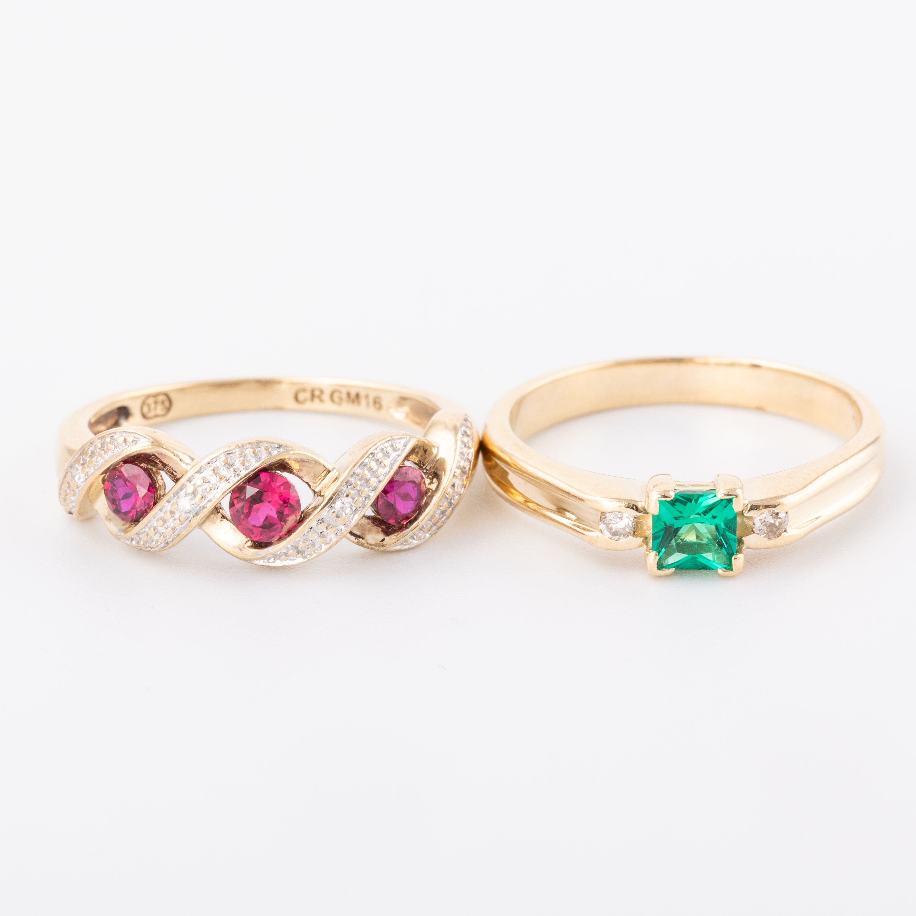 Two 9 carat Gold rings