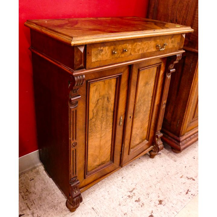 Antique English Carved Commode- missing one pull- 36x22x15''