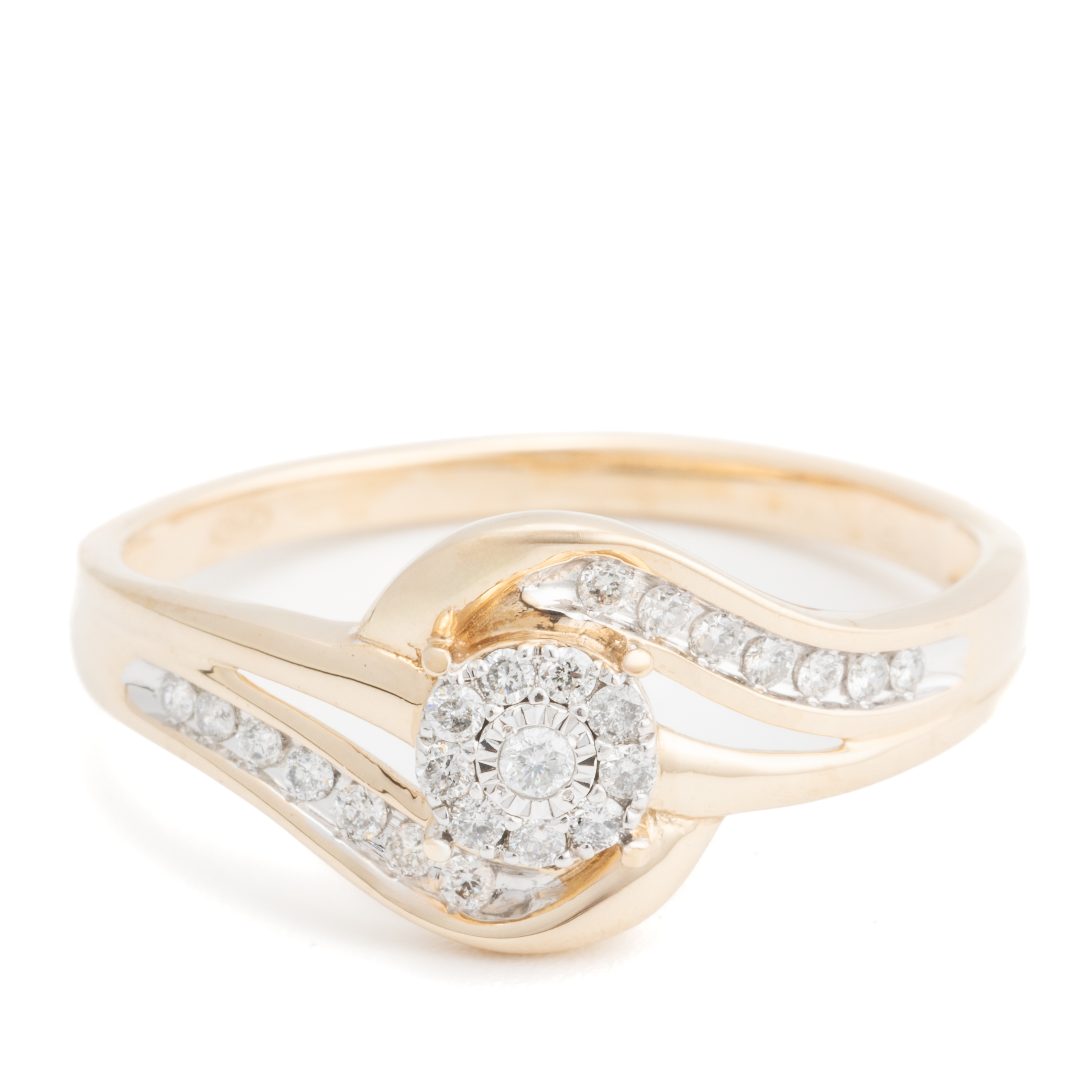 87 · Diamond Cluster 9ct Gold Ring