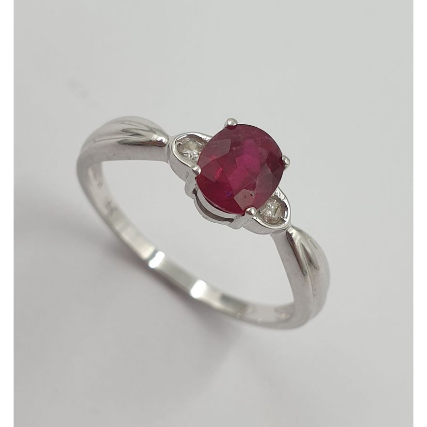 18ct W/G Ruby & Diamond Ring