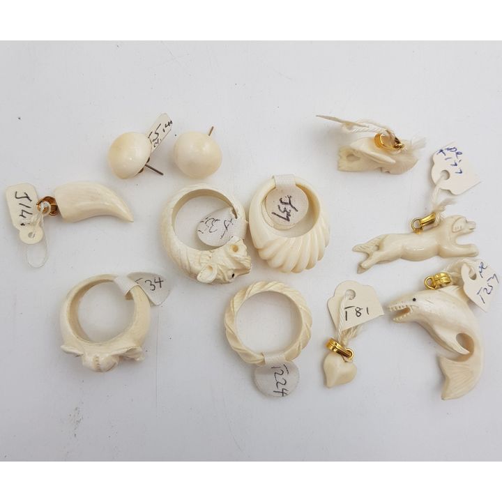 Pendants/Rings