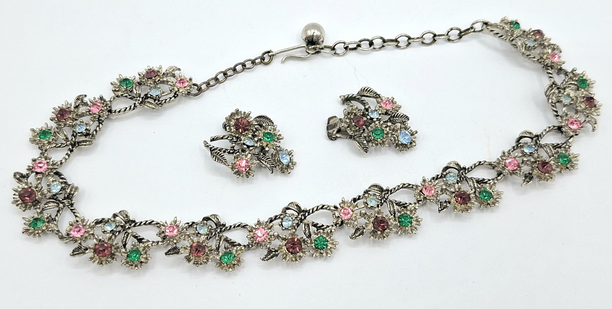 1034 · COLOURFUL COSTUME JEWELLERY SUITE