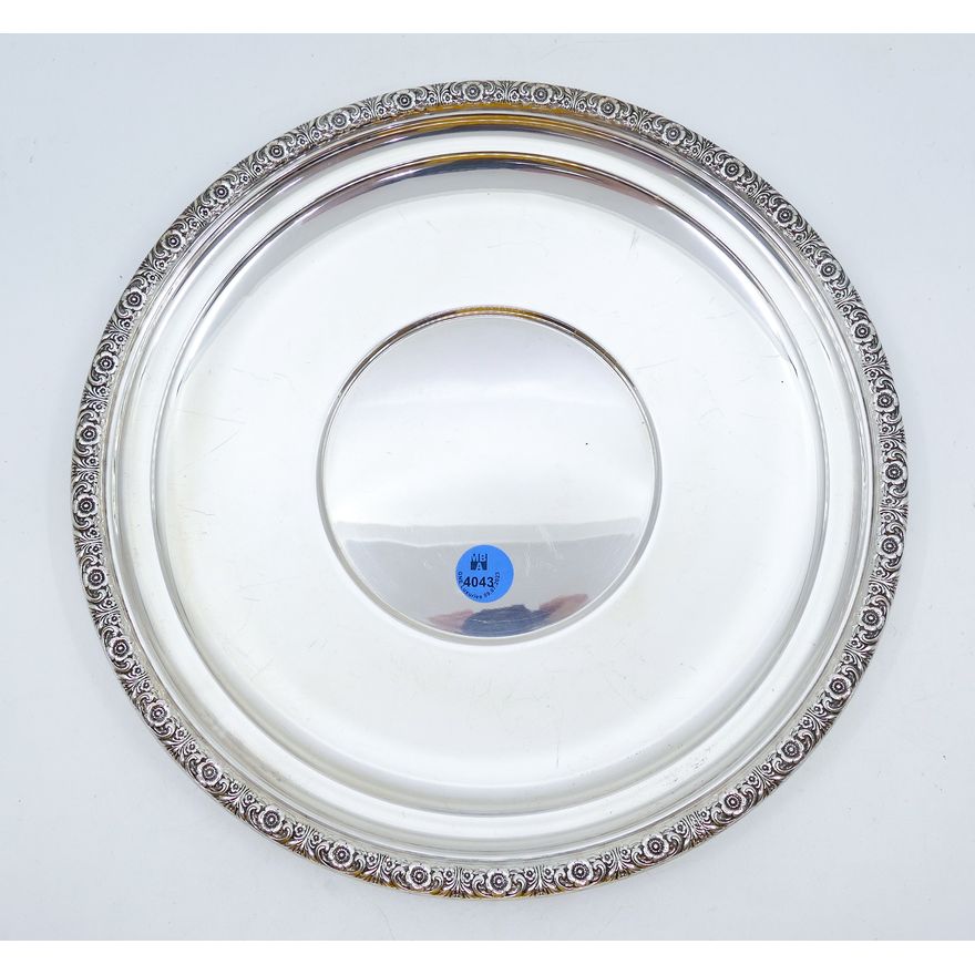 International ''Prelude'' Sterling Round Tray 10.5'' - 326 Grams