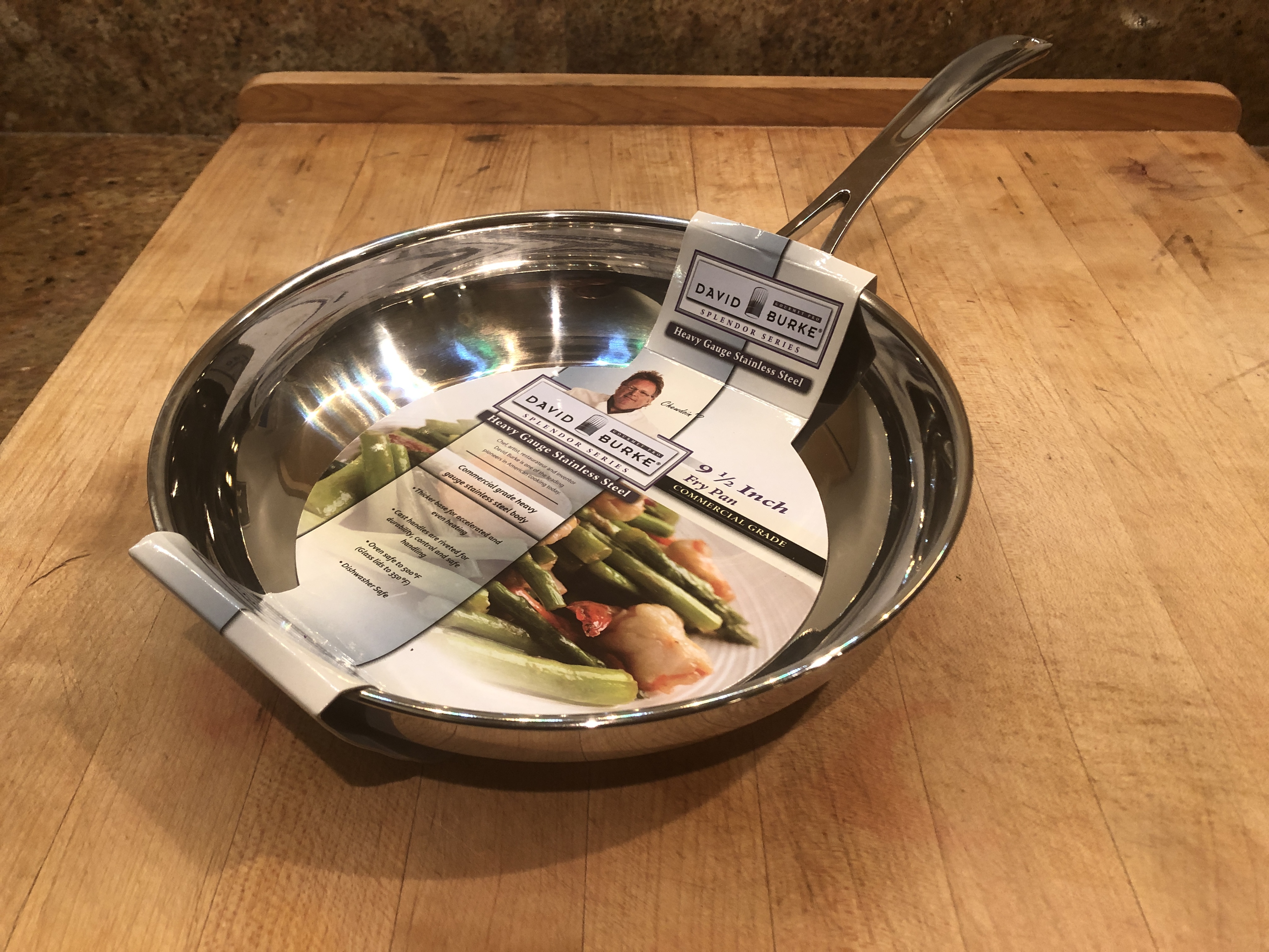 David Burke Stature 1.25 qt Sauce Pan w/ Pour Spouts – Chef's Kiss