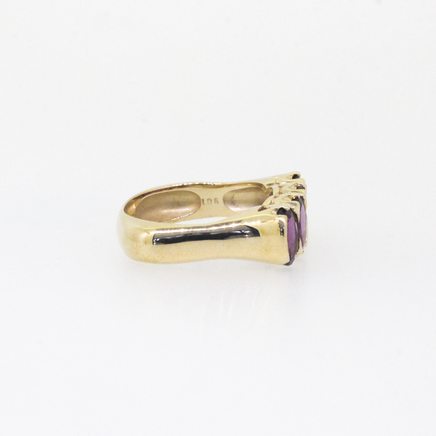 Vintage Garnet Ring 5.92g