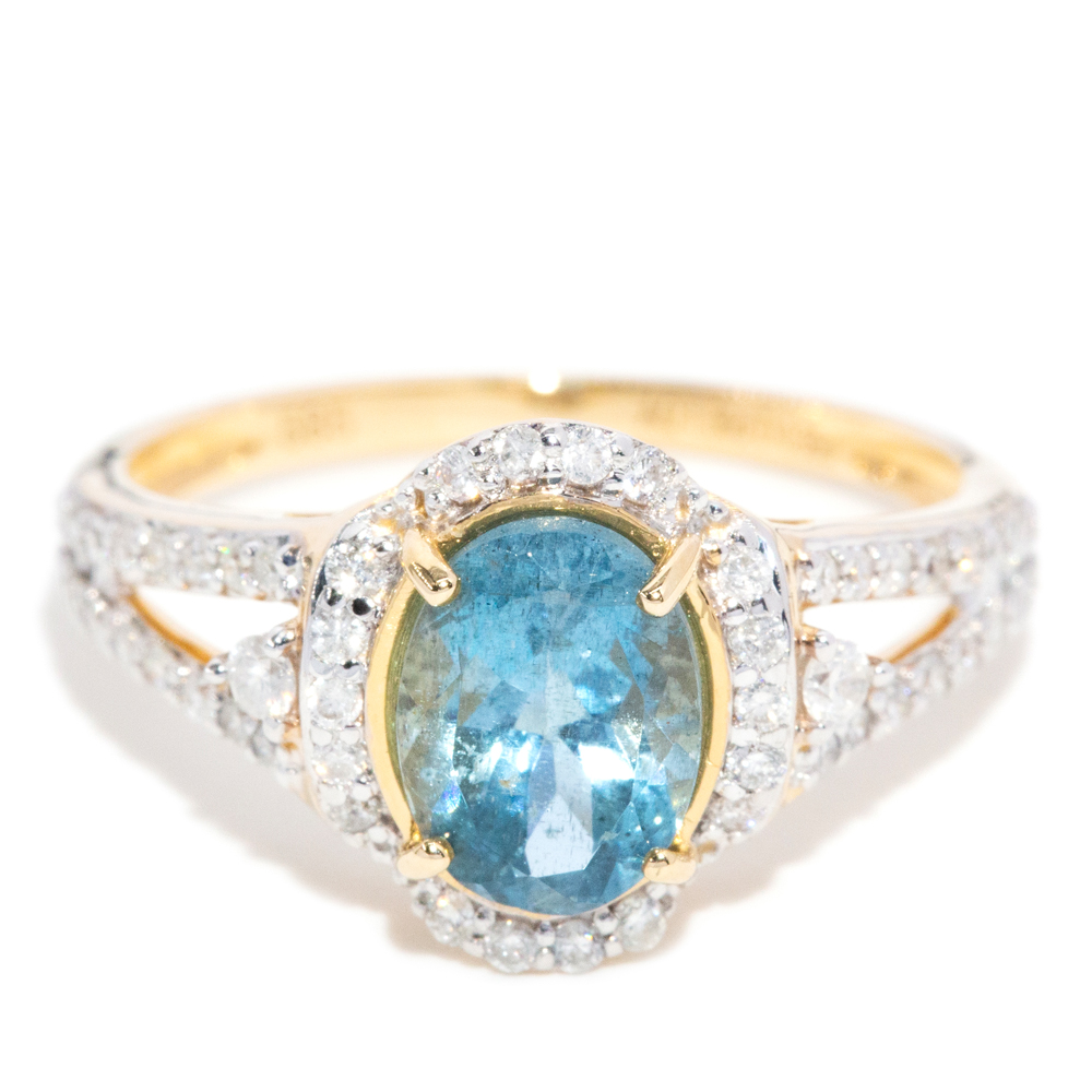 203 · 1.36 Carat Aquamarine & Diamond 14ct Gold Ring