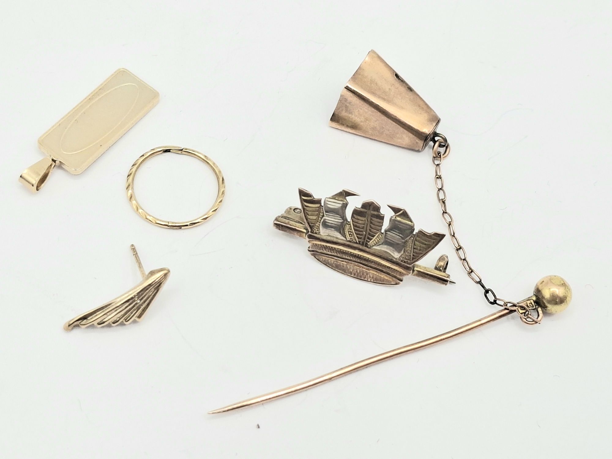 1057 · SCRAP GOLD