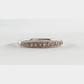 18CT WHITE GOLD BAND WITH 0,150CT DIAMONDS - 51929/12790