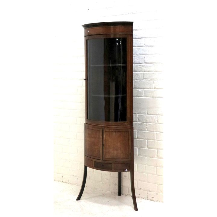 EDWARDIAN MAHOGANY CORNER DISPLAY CABINET