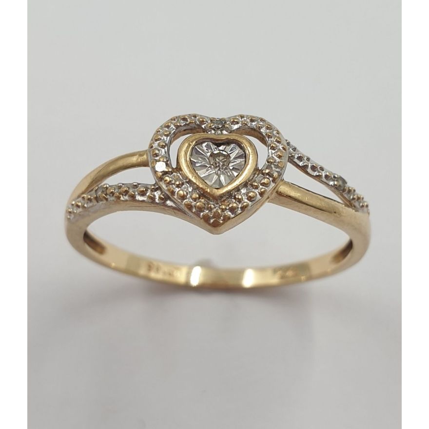 9ct Y/G Diamond Ring