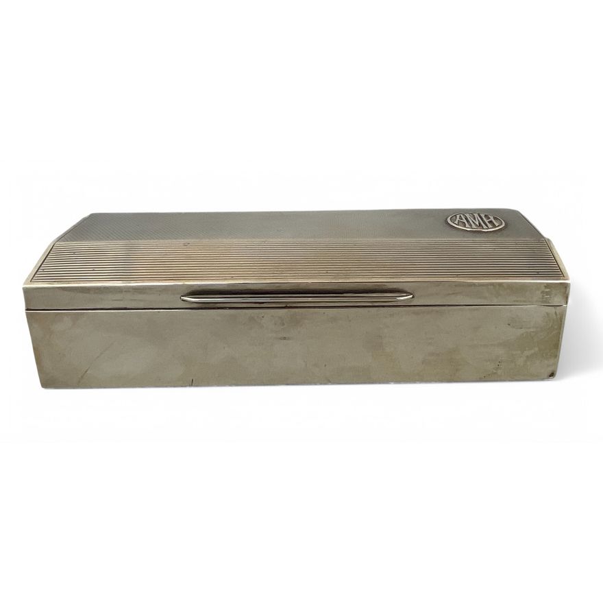 A George V silver Art Deco engine turned cigarette box, William Base & Sons, Birmingham 1927
