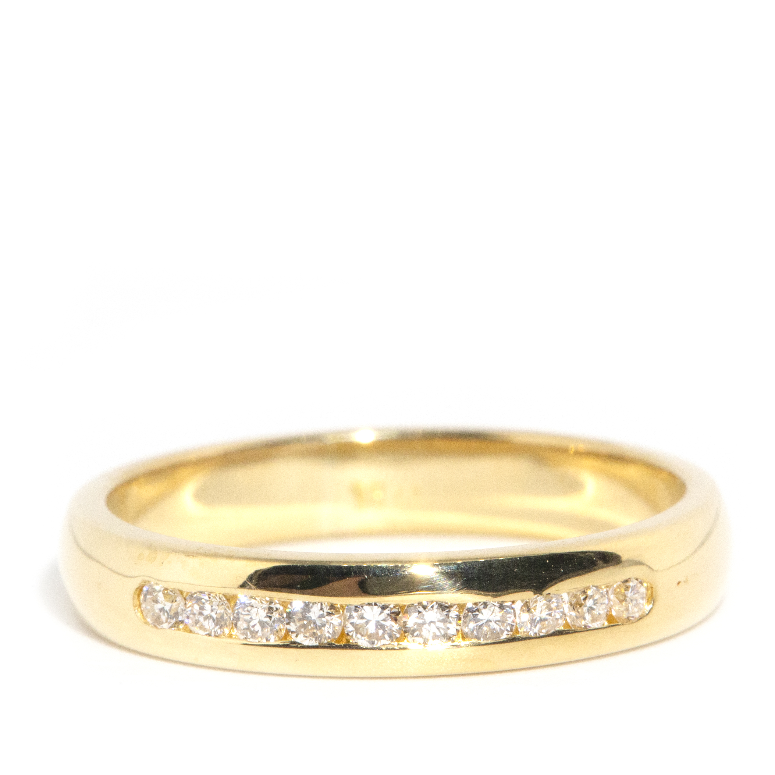 156 · 18 Carat Gold Diamond Band,