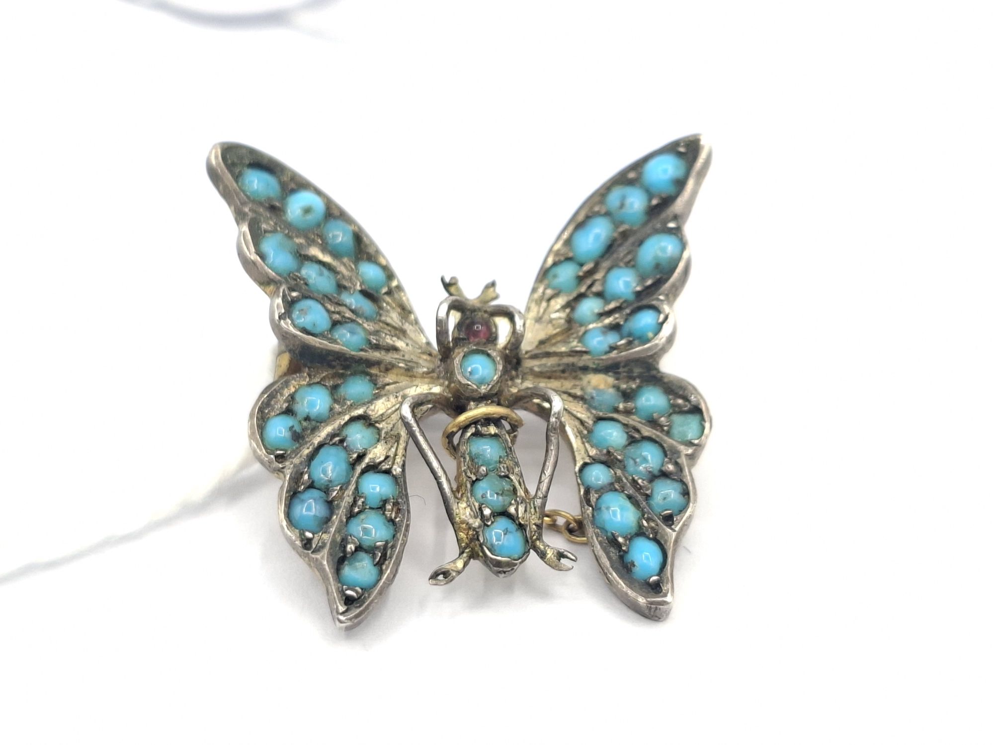 1011 · SILVER GILT BUTTERFLY BROOCH