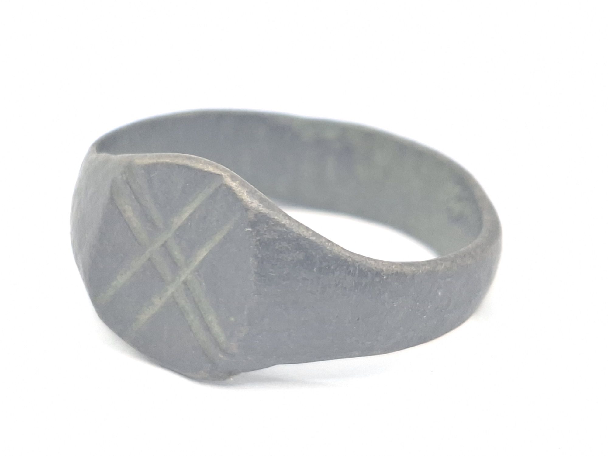 105 · ROMAN BRONZE RING
