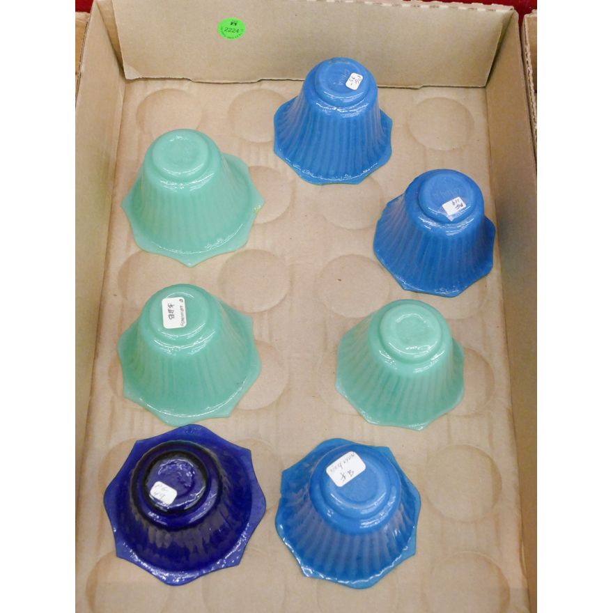 Box 7pc Old Chinese Peking Glass Blue & Green Cups