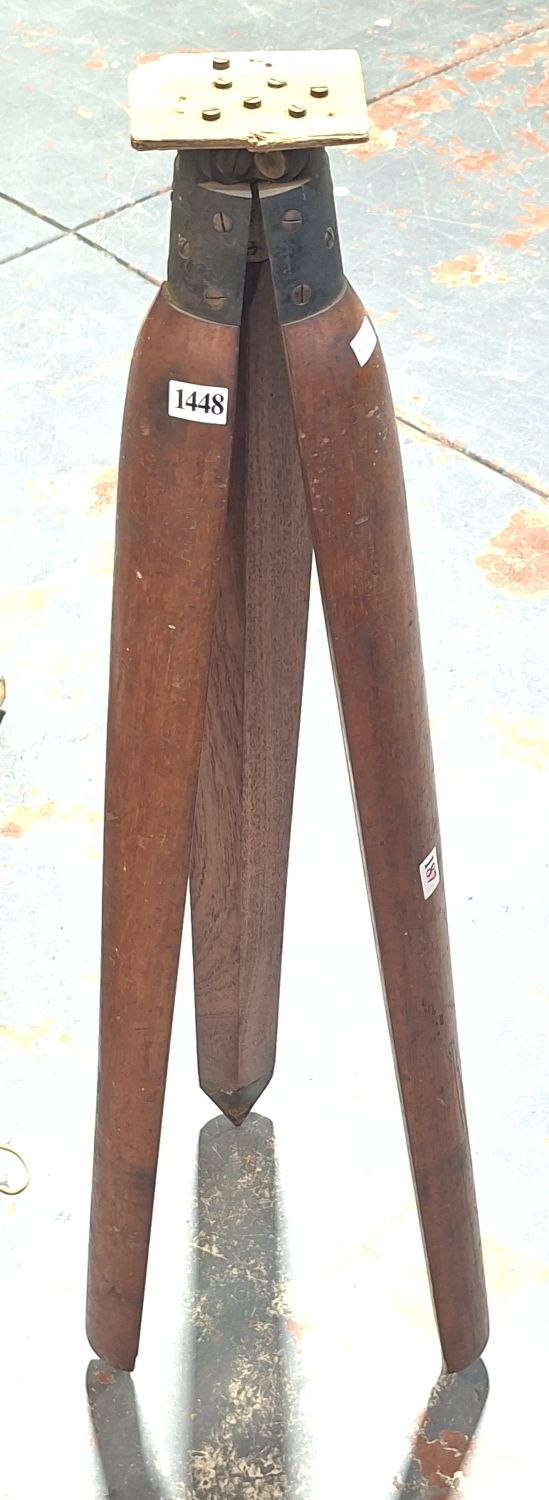 VINTAGE SURVEYORS STAND