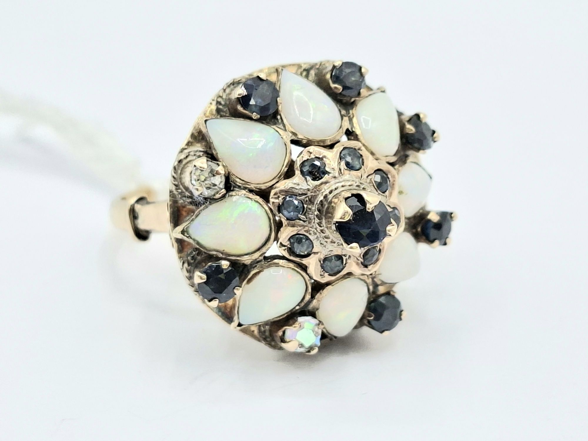 9ct Cocktail Ring