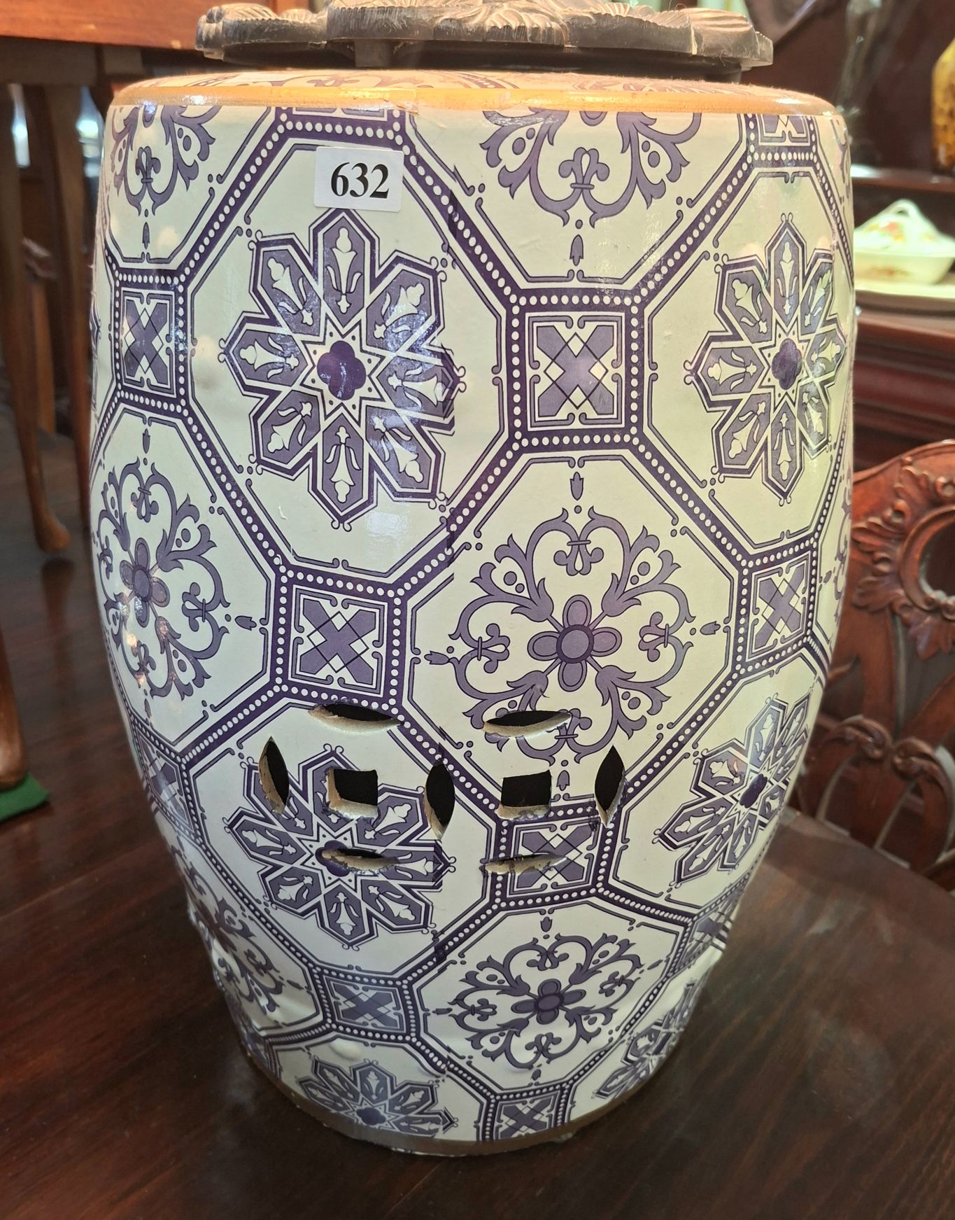 Ceramic Stand