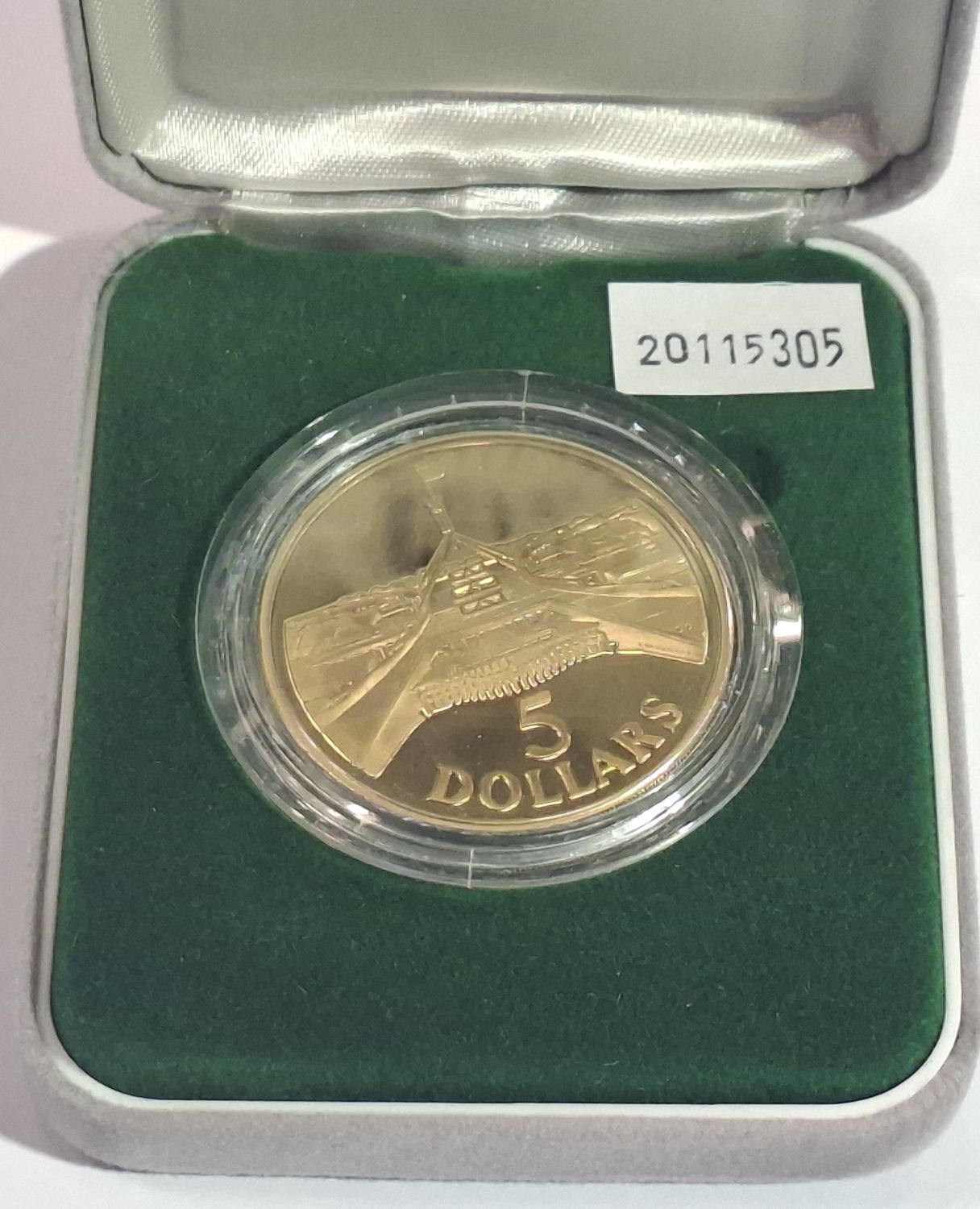1988 House Of Parliament $5 Coin