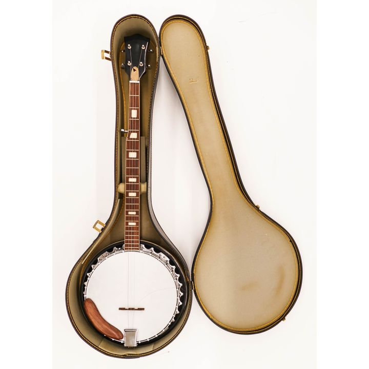 Banjo & Case- 39''