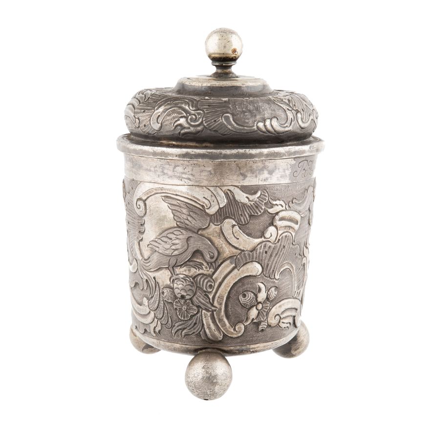 Rokokowy kubek z pokrywą, Moskwa, 1758 r.