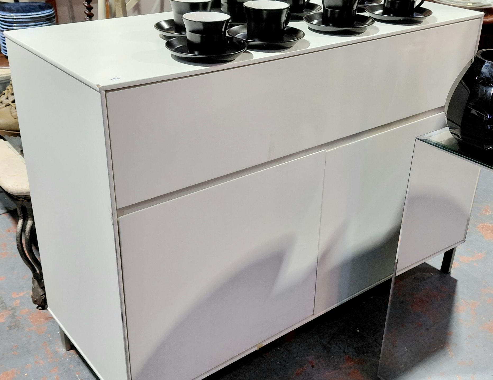 175 · CONTEMPORARY SIDEBOARD