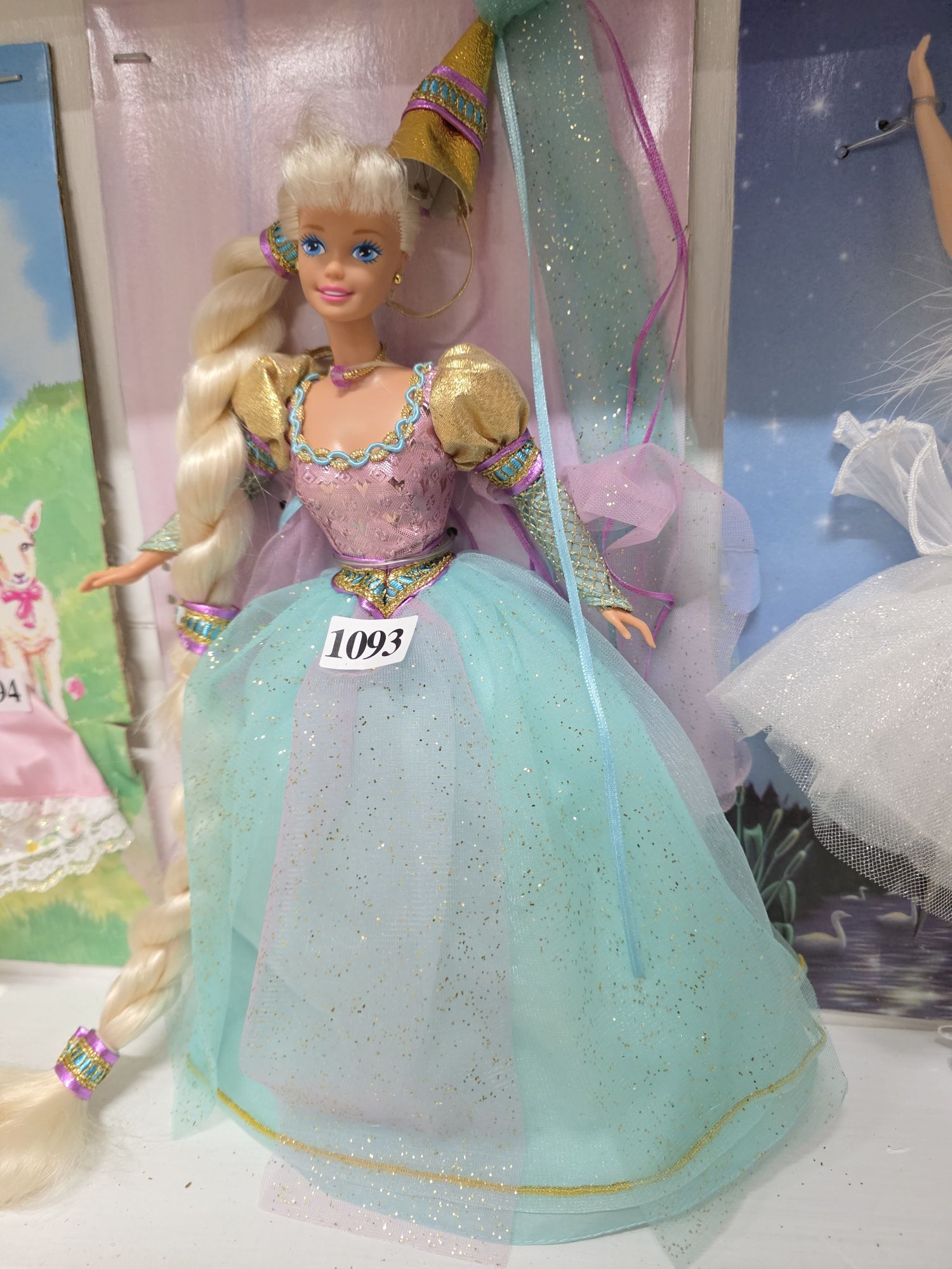 1093 · BARBIE DOLL