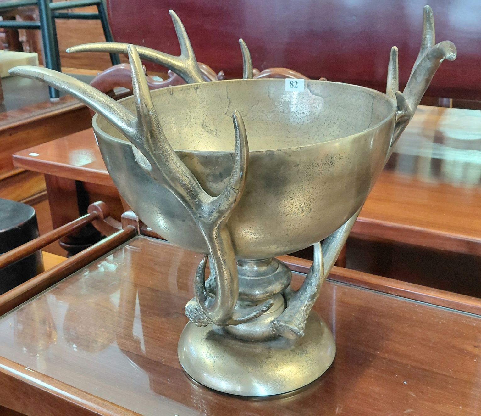 82 · LARGE DECORATIVE BOWL