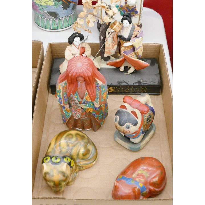 Box Vintage Japanese Dolls and Cats