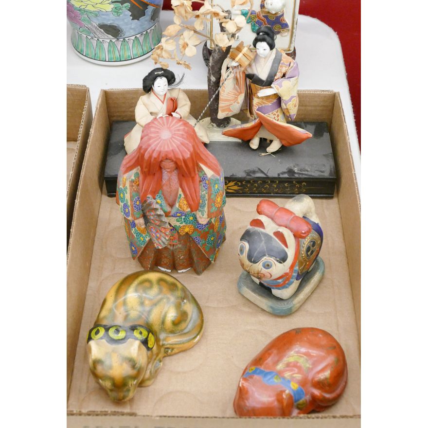 Box Vintage Japanese Dolls and Cats