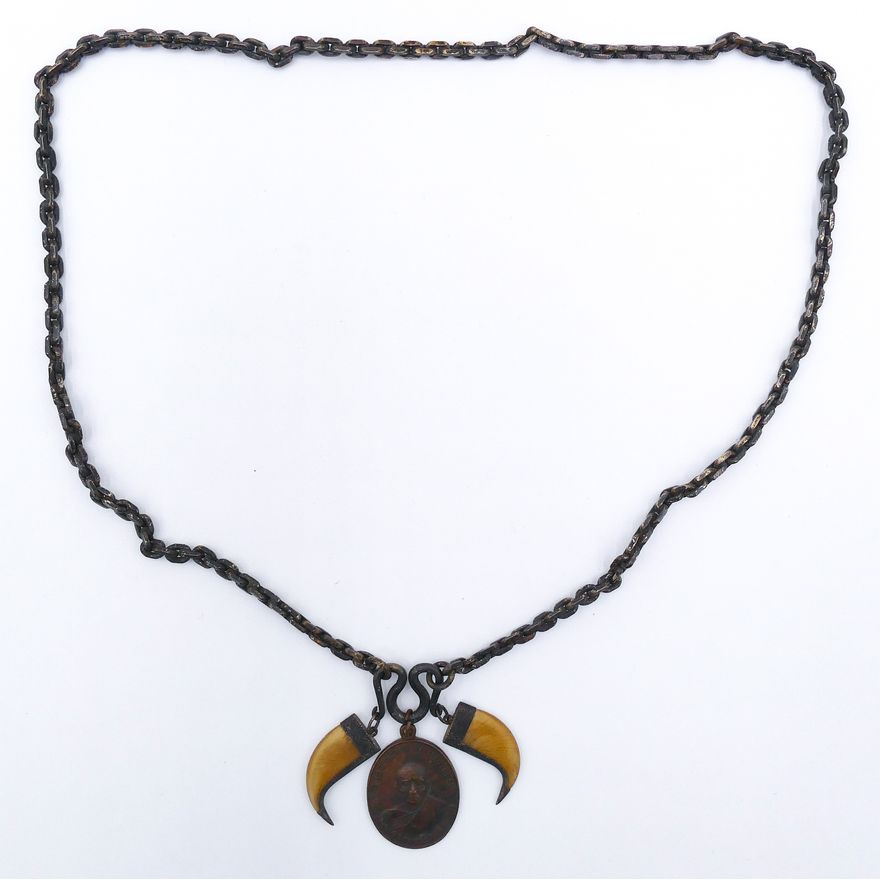 Box Old Tibetan Silver Prayer Necklace