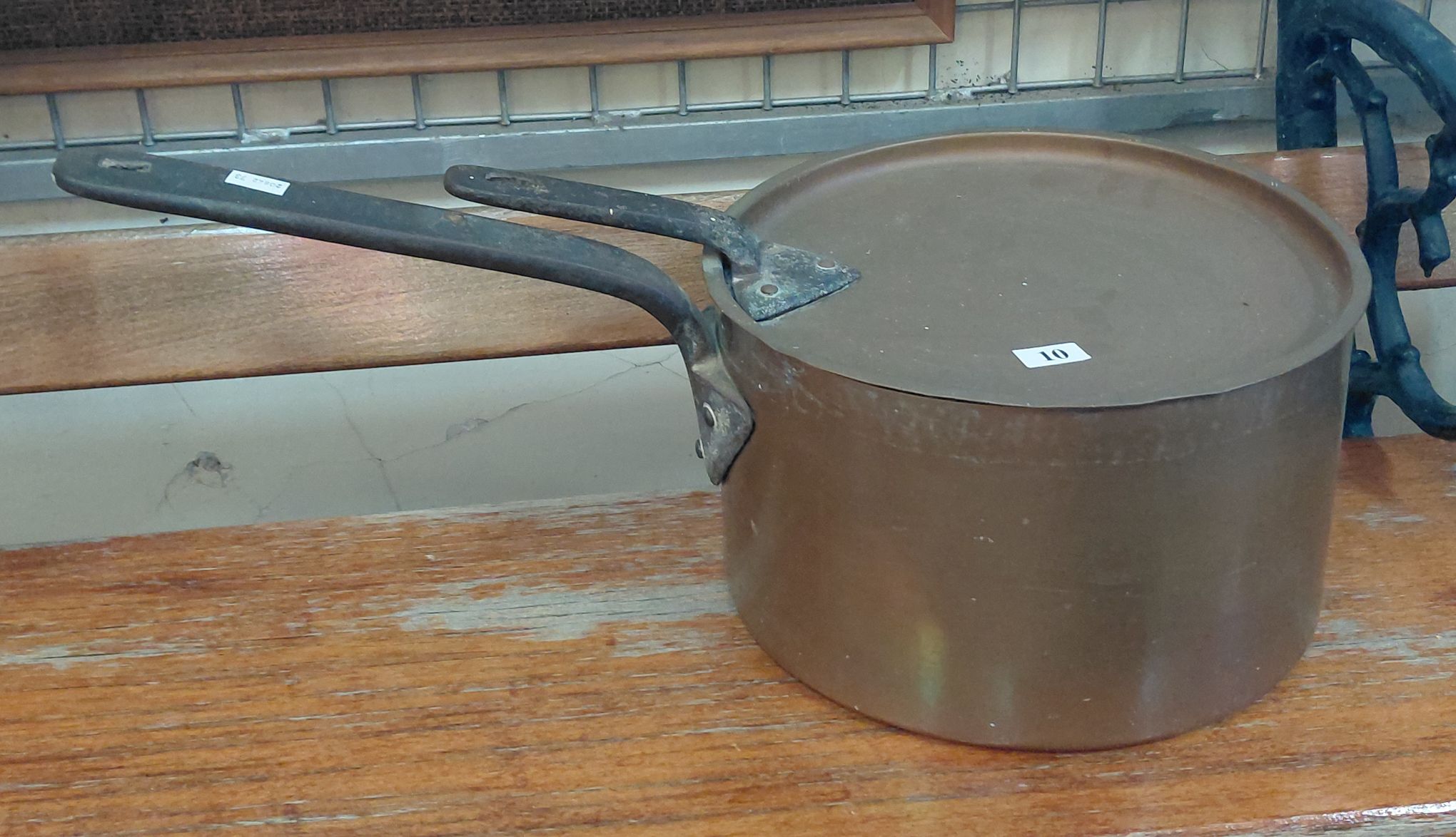 10 · VINTAGE BRASS COOKING POT