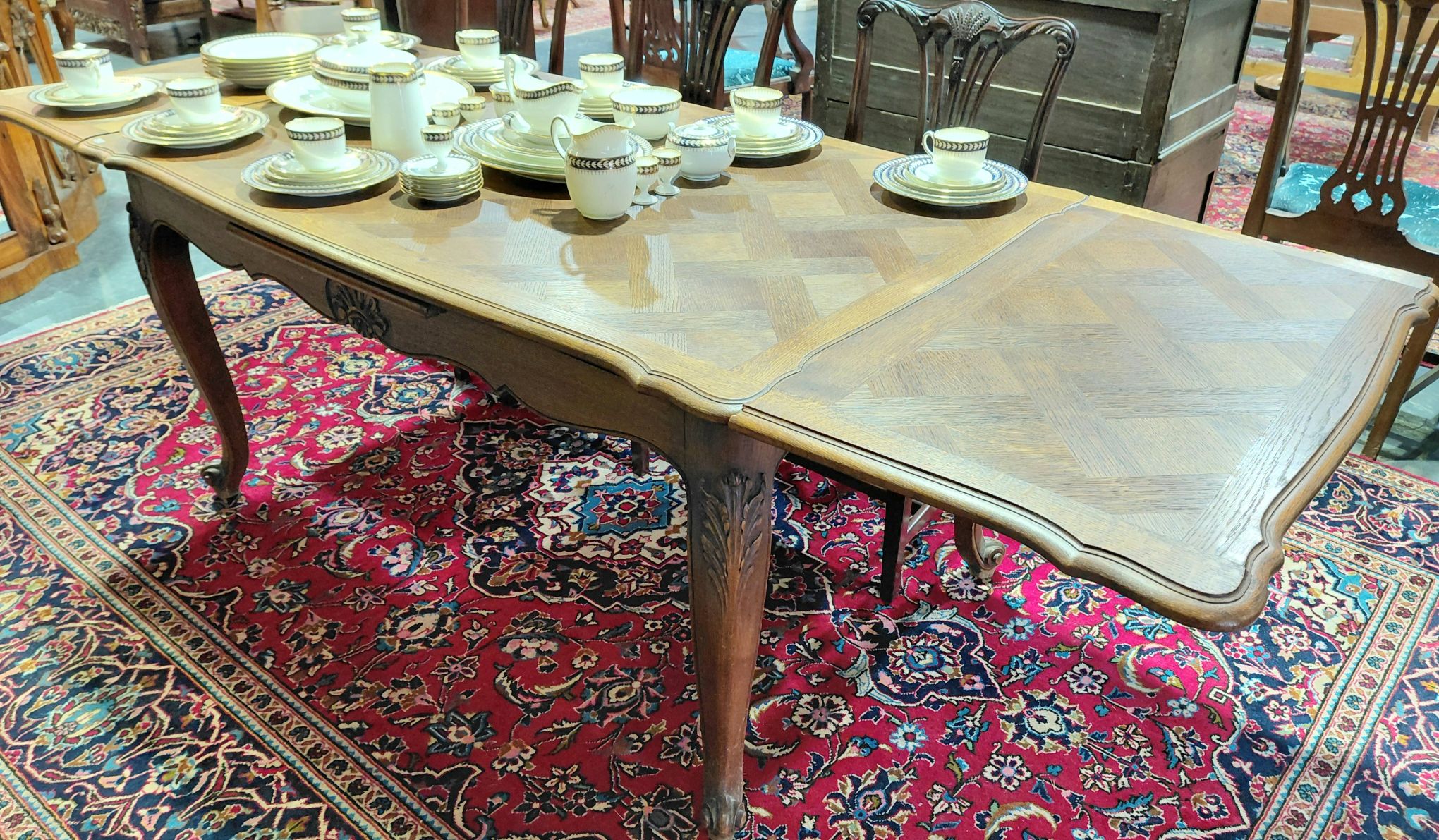 536 · FRENCH OAK DINING TABLE