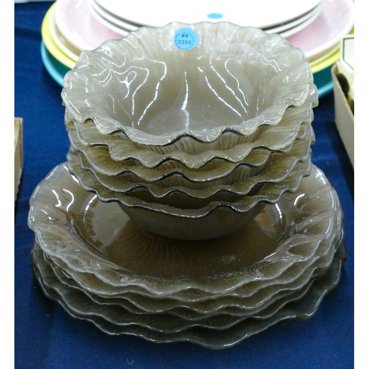 11pc Smoke Glass Floral Bowls and Plates 7'' to 9''