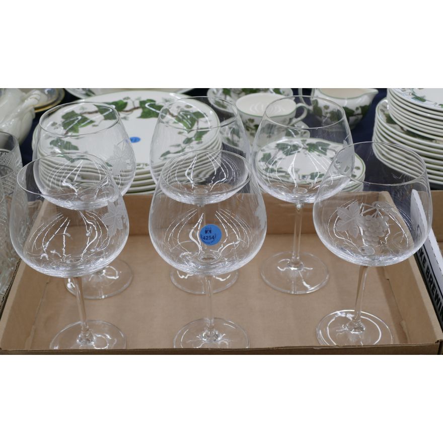 Box 6pc Etched Grape Wine Glasses