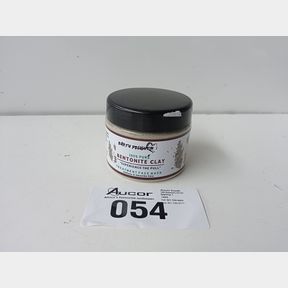 BENTONITE CLAY - BEAUTY CLAY FACE MASK - PAMPER YOUR FACE NATURALLY