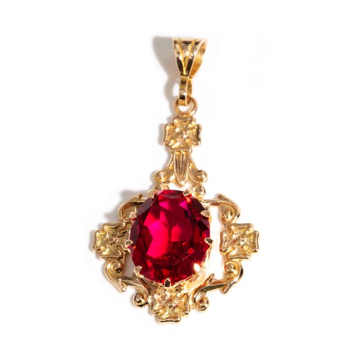 Vintage 9ct Gold Red Stone Pendant,