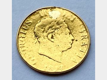 1817 GEORGE III GOLD HALF SOVEREIGN PLUGGED/ EX-MOUNT